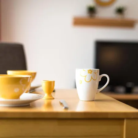 B915 By Interhome Ланштайн