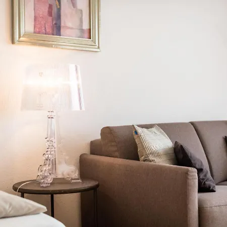 B915 By Interhome * Ланштайн